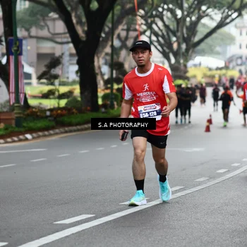 Runner Photo 8082009
