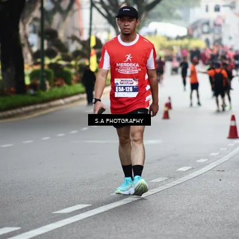 Runner Photo 8082082
