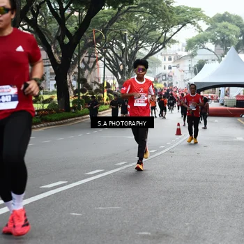 Runner Photo 8082097