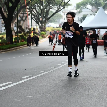 Runner Photo 8082168