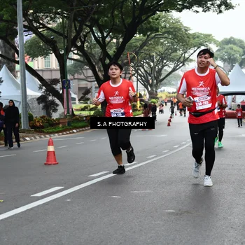 Runner Photo 8082359