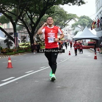 Runner Photo 8082360