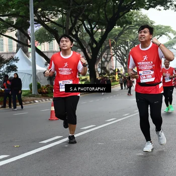 Runner Photo 8082364