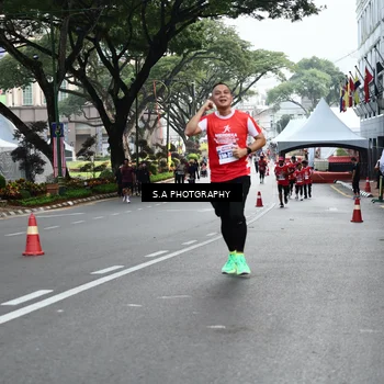 Runner Photo 8082367