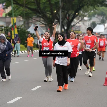 Runner Photo 8082371