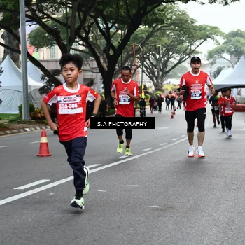 Runner Photo 8082423