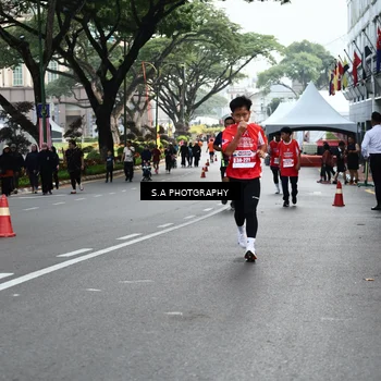 Runner Photo 8082444