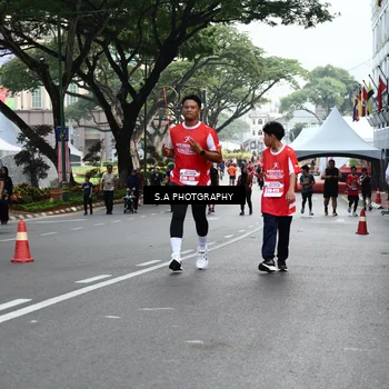 Runner Photo 8082470