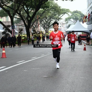Runner Photo 8082471