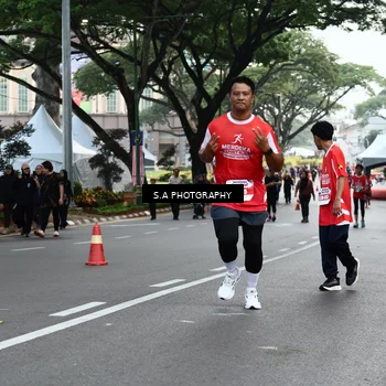 Runner Photo 8082478