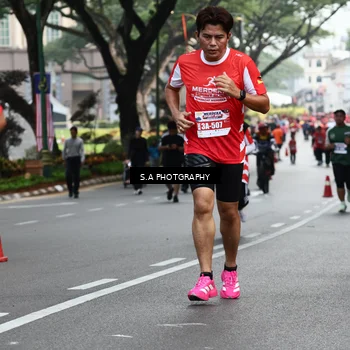 Runner Photo 8082559