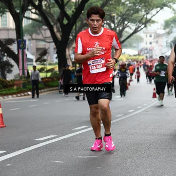 Runner Photo 8082592