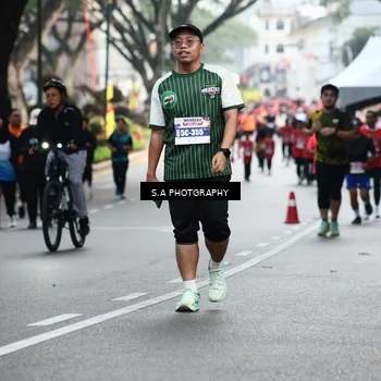 Runner Photo 8082605