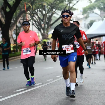 Runner Photo 8082648