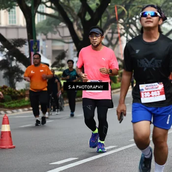 Runner Photo 8082649