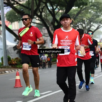 Runner Photo 8082748