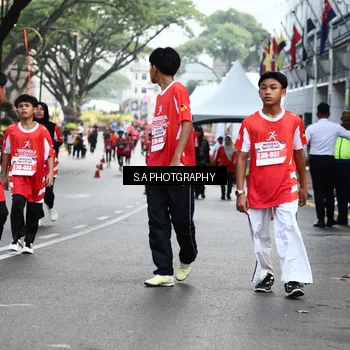 Runner Photo 8082813