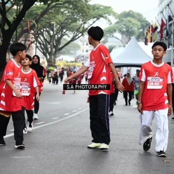Runner Photo 8082819