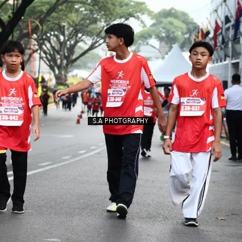 Runner Photo 8082821