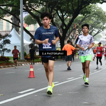 Runner Photo 8082840