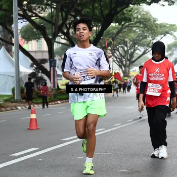 Runner Photo 8082847