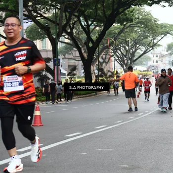 Runner Photo 8082918