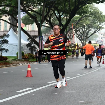 Runner Photo 8082921