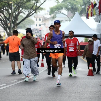 Runner Photo 8082940