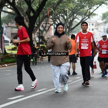 Runner Photo 8082944