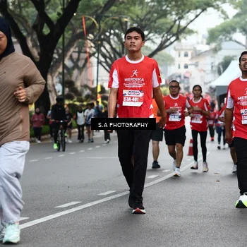 Runner Photo 8082960