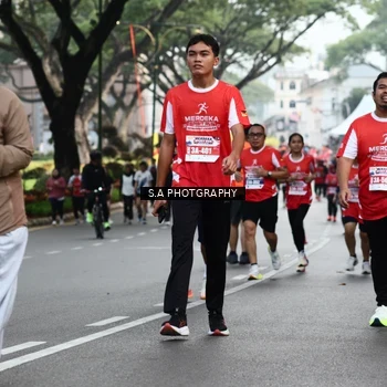 Runner Photo 8082964