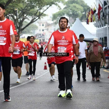 Runner Photo 8082973