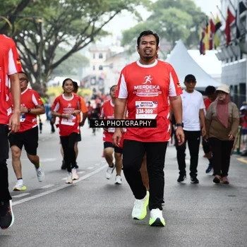 Runner Photo 8082982