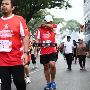 Runner Photo 8082995