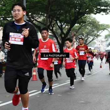 Runner Photo 8083017