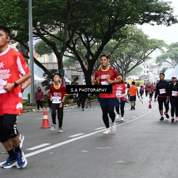 Runner Photo 8083037
