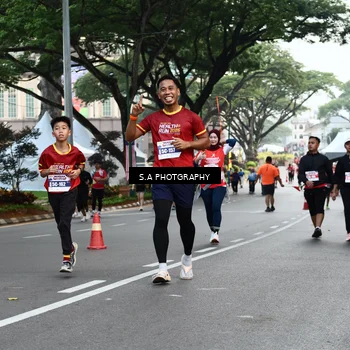 Runner Photo 8083051