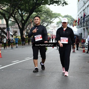 Runner Photo 8083072