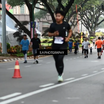 Runner Photo 8083089