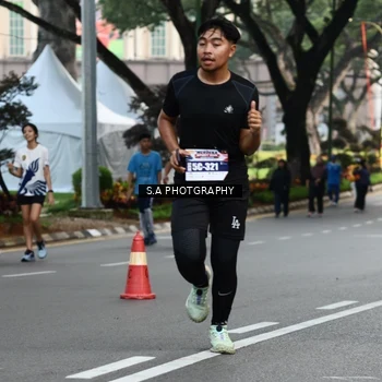 Runner Photo 8083098