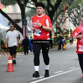 Runner Photo 8083156