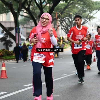 Runner Photo 8083165