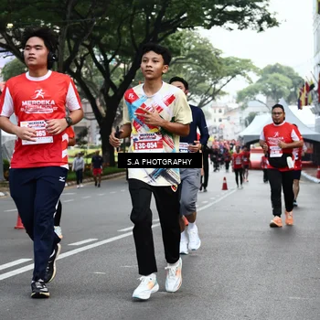 Runner Photo 8083197