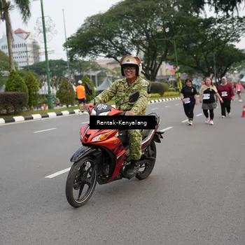 Runner Photo 8083219