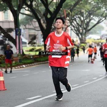 Runner Photo 8083226