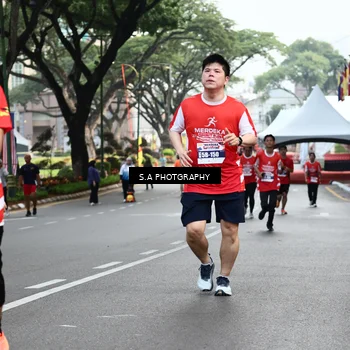 Runner Photo 8083232