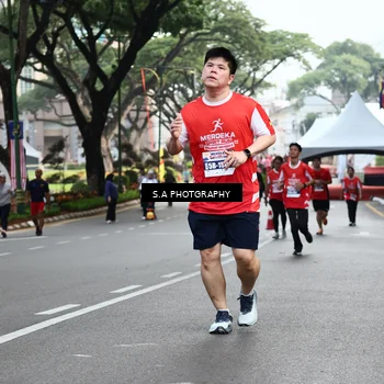 Runner Photo 8083234