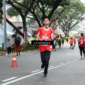 Runner Photo 8083235