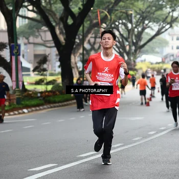 Runner Photo 8083249