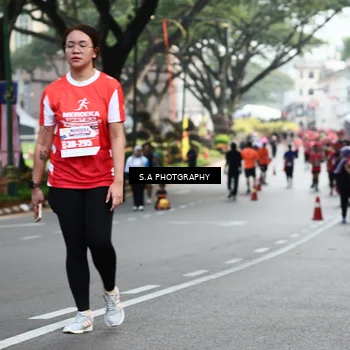 Runner Photo 8083276